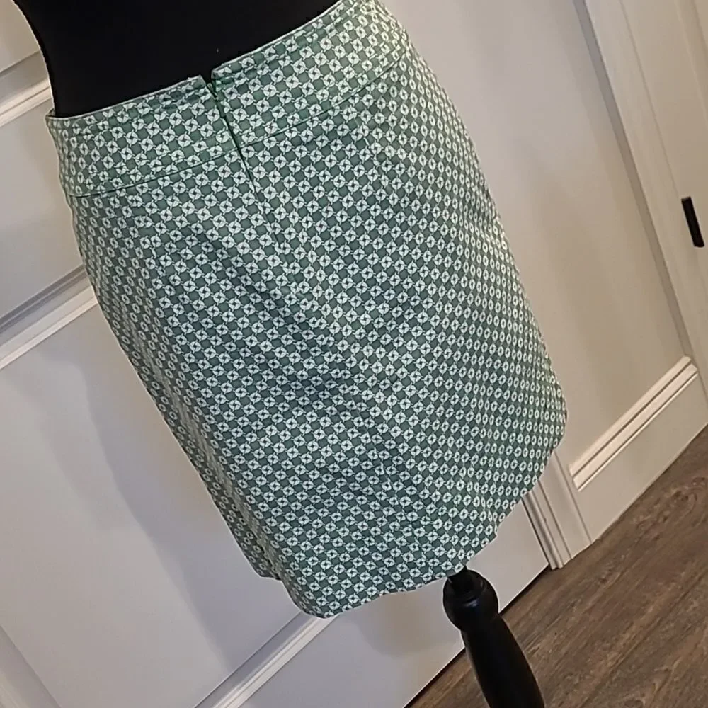 Talbots sz 2 midi skirt